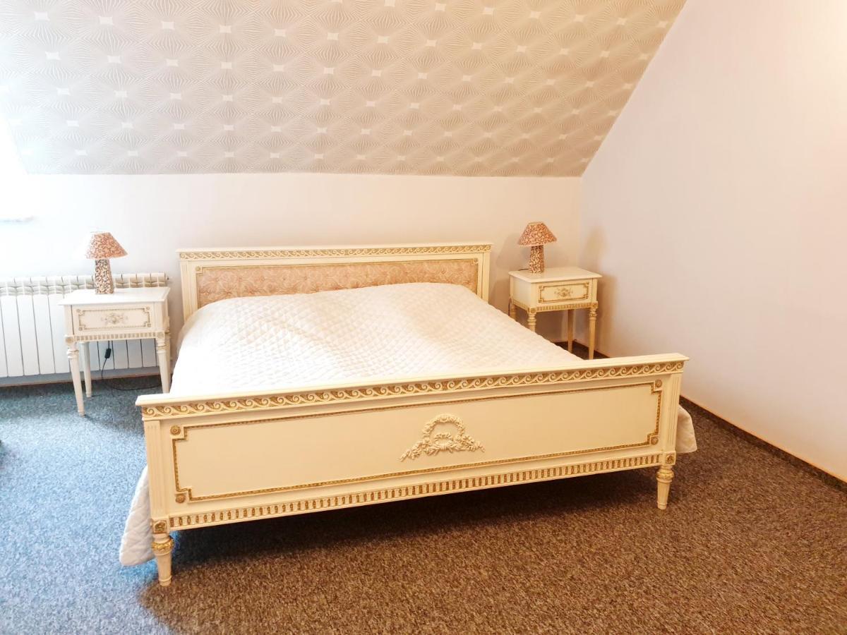 Willa Park Ostrowiec Świętokrzyski 외부 사진