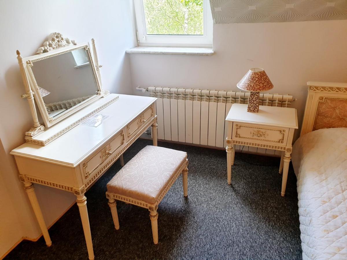 Willa Park Ostrowiec Świętokrzyski 외부 사진